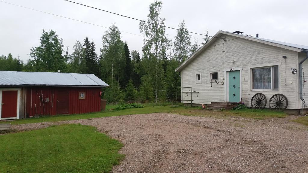Maekelaen Lomatuvat Bed And Breakfast Korkeakoski  Exterior foto